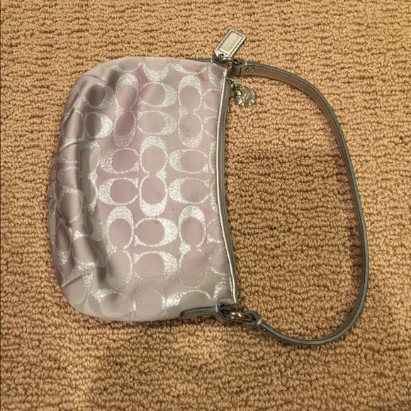 Coach clutch - Picture 2 of 7